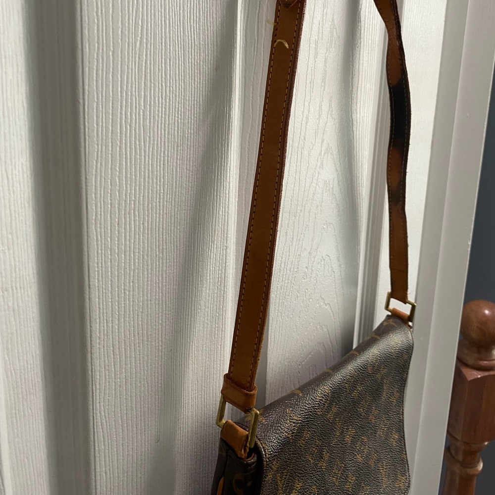 Louis Vuitton Crossbody